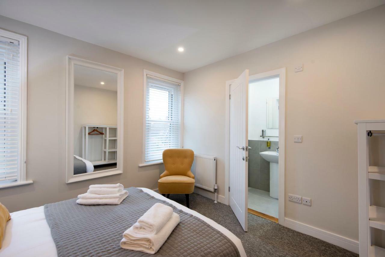 Flat D - Modern, Top Floor, 2 Bedroom, 2 Bathroom Apartment In Central Southsea, Portsmouth Luaran gambar